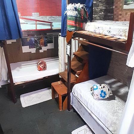 Hostel Em Itaipuacu Proximo A Praia E Terminal Da Rua 01 Maricá Eksteriør bilde