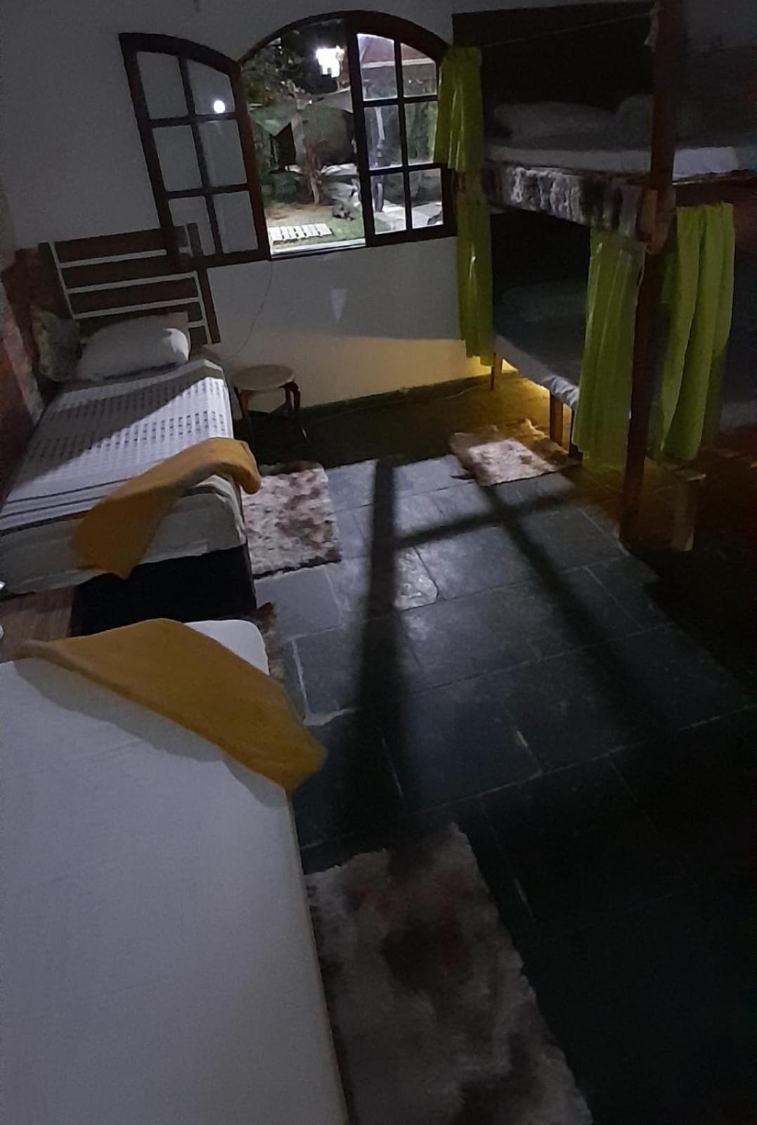 Hostel Em Itaipuacu Proximo A Praia E Terminal Da Rua 01 Maricá Eksteriør bilde