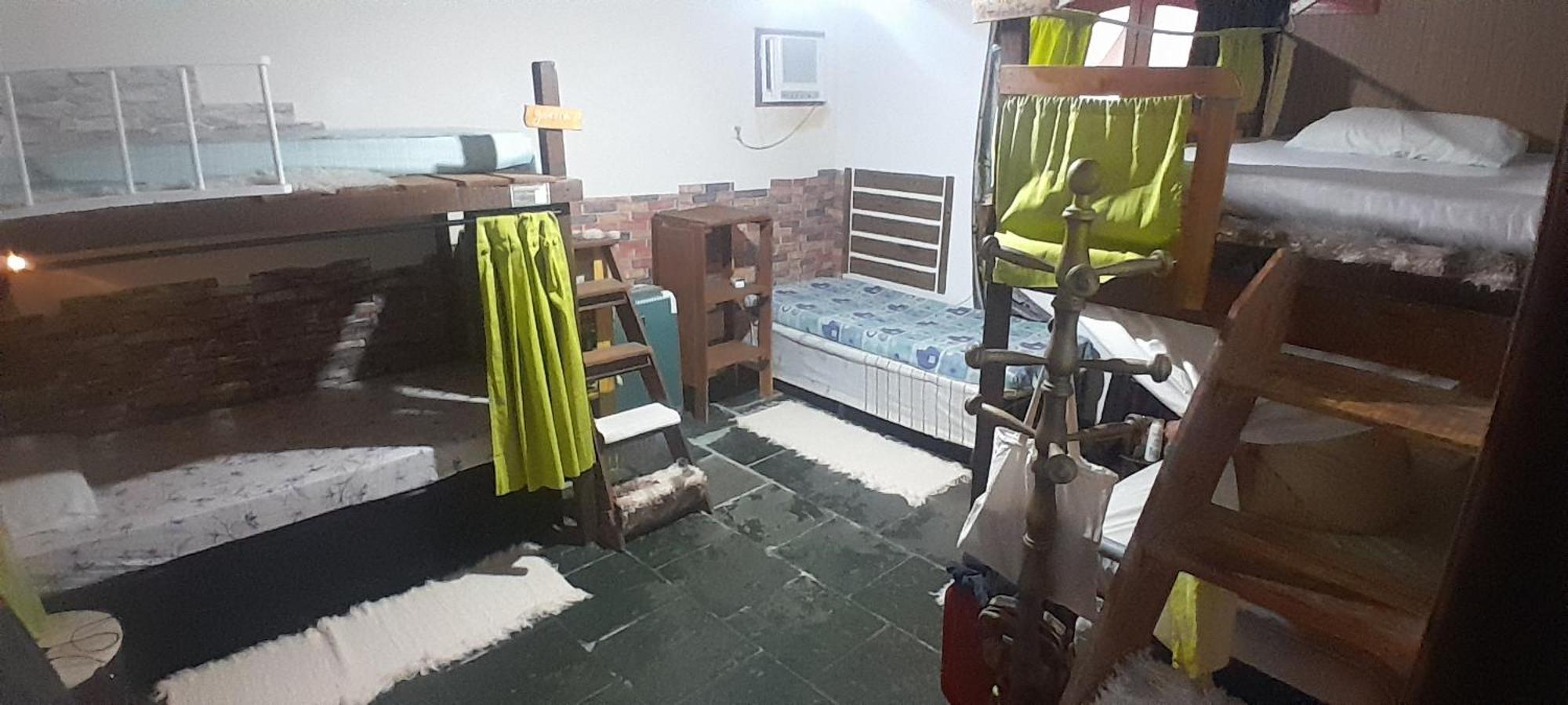 Hostel Em Itaipuacu Proximo A Praia E Terminal Da Rua 01 Maricá Rom bilde